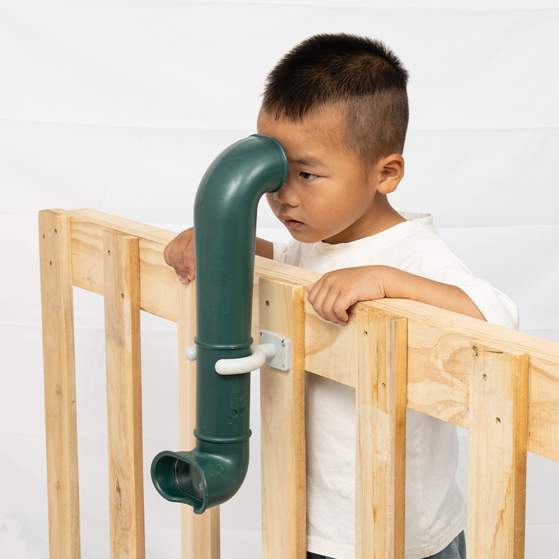 Kính tiềm vọng sân chơi bằng gỗ